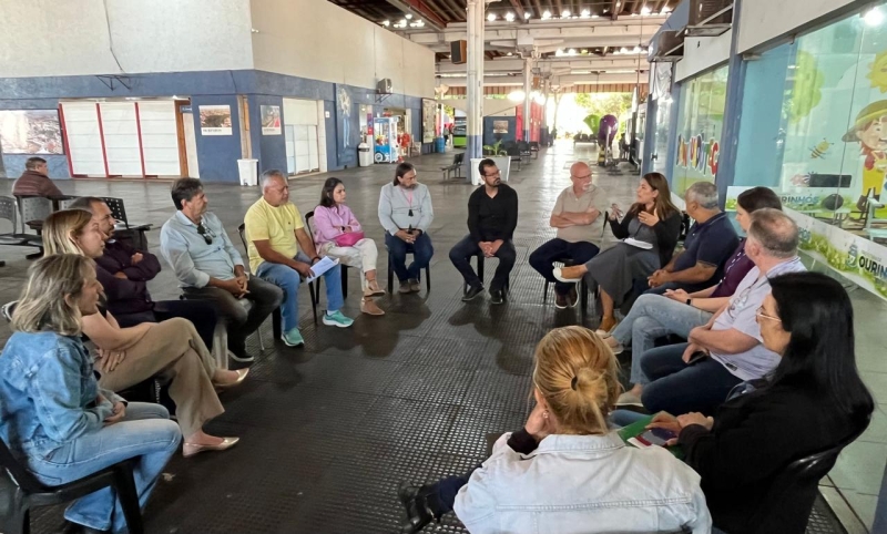Noticia comtur-ourinhos-realiza-reuniao-itinerante-na-rodoviaria